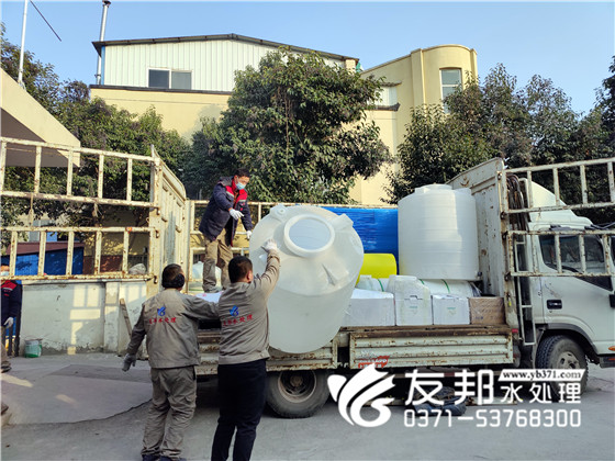 河南匯智農業科技有限公司【無土栽培】2噸單級設備發貨13.jpg